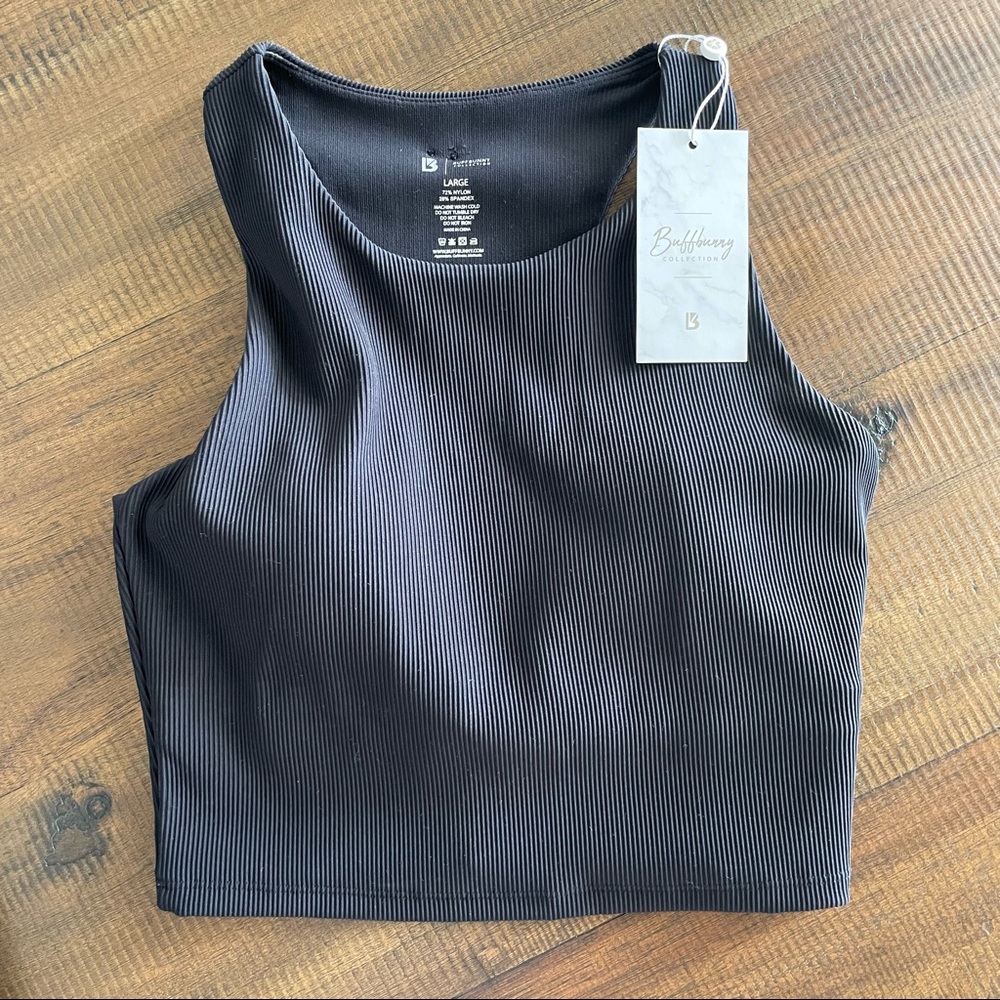 buffbunny black cross roads crop